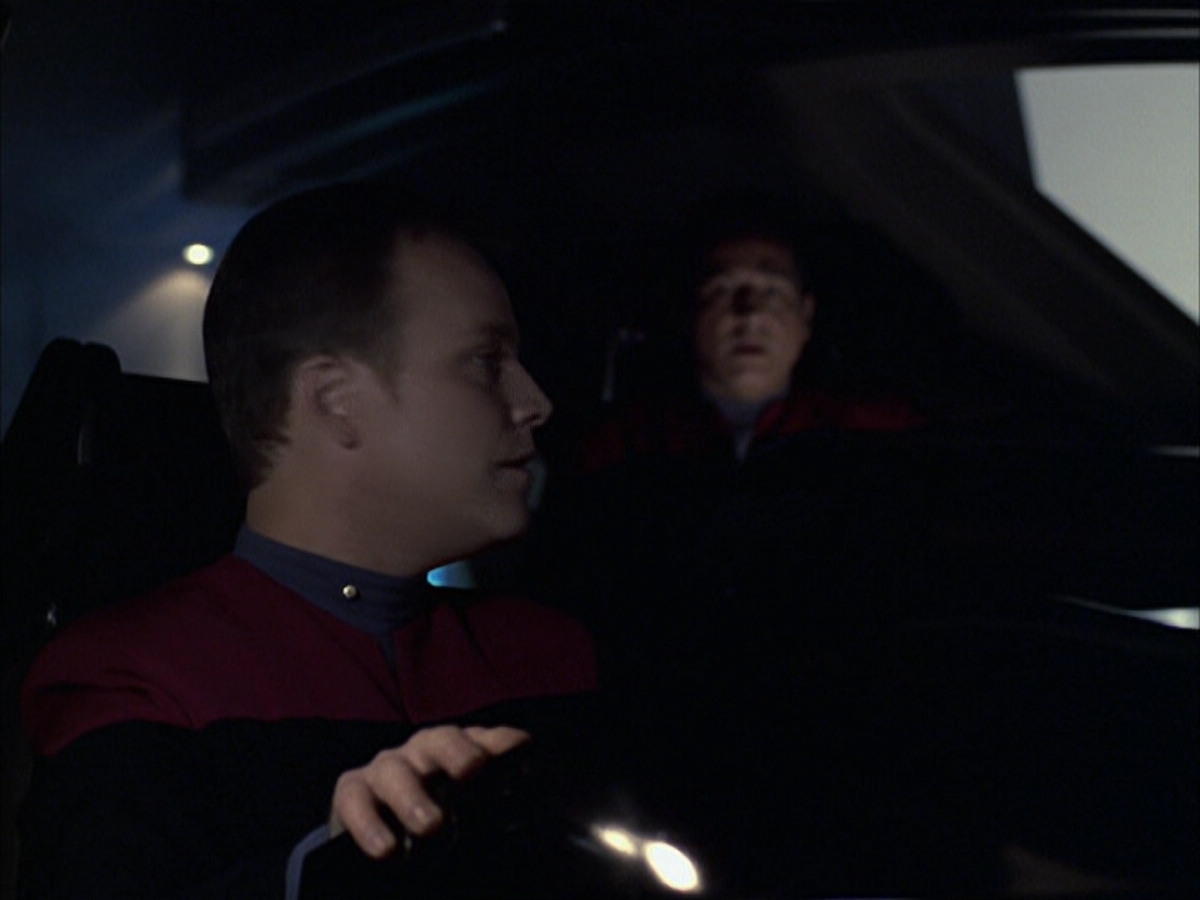 extant_StarTrek_VOY_6x16-Collective_00411.jpg