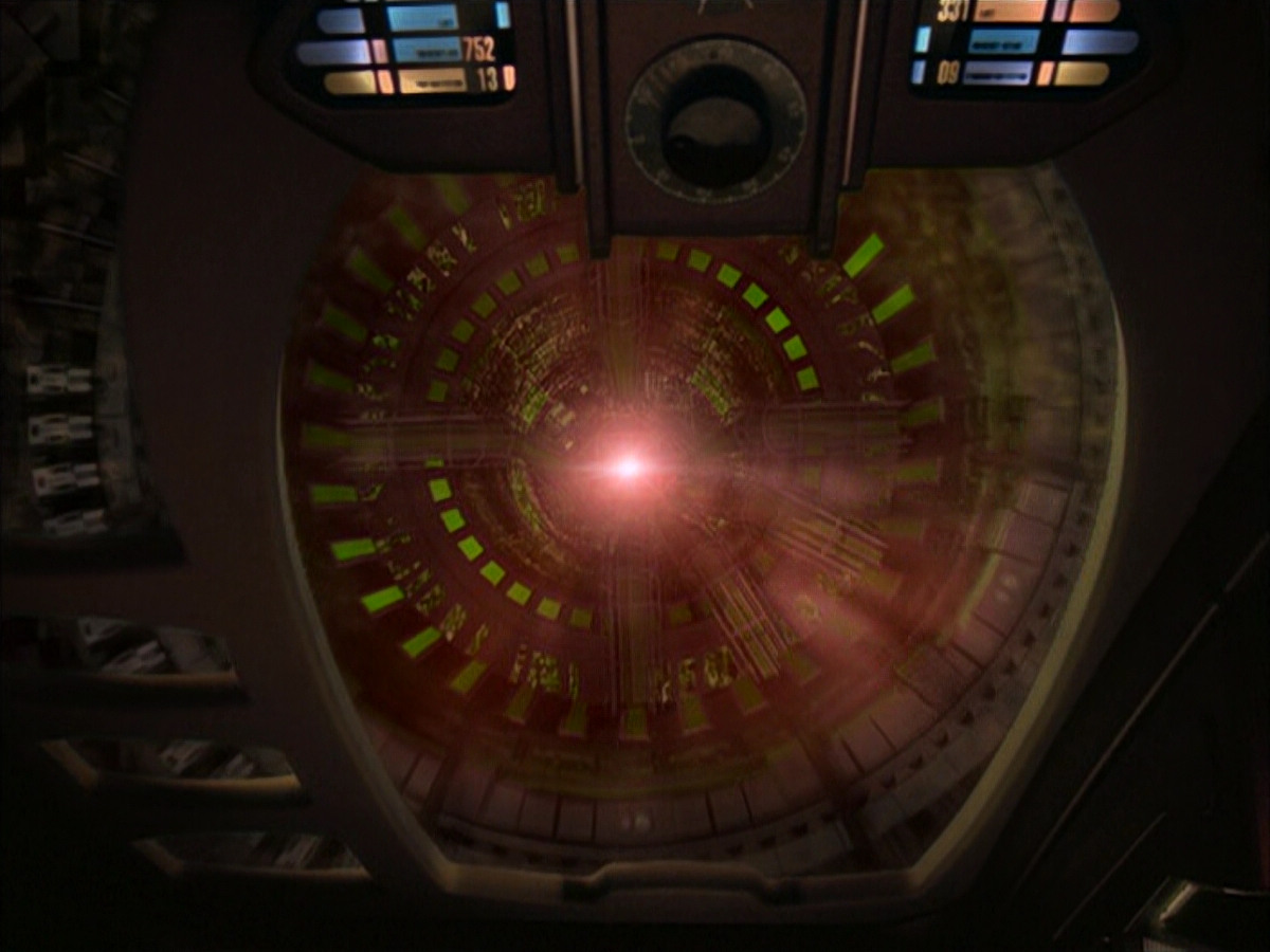 extant_StarTrek_VOY_6x16-Collective_00419.jpg