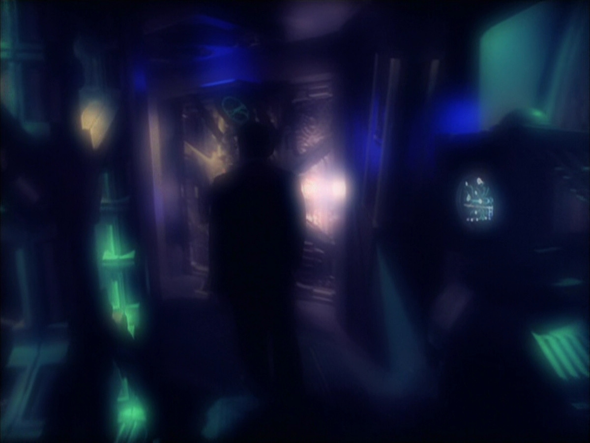 extant_StarTrek_VOY_6x16-Collective_00437.jpg