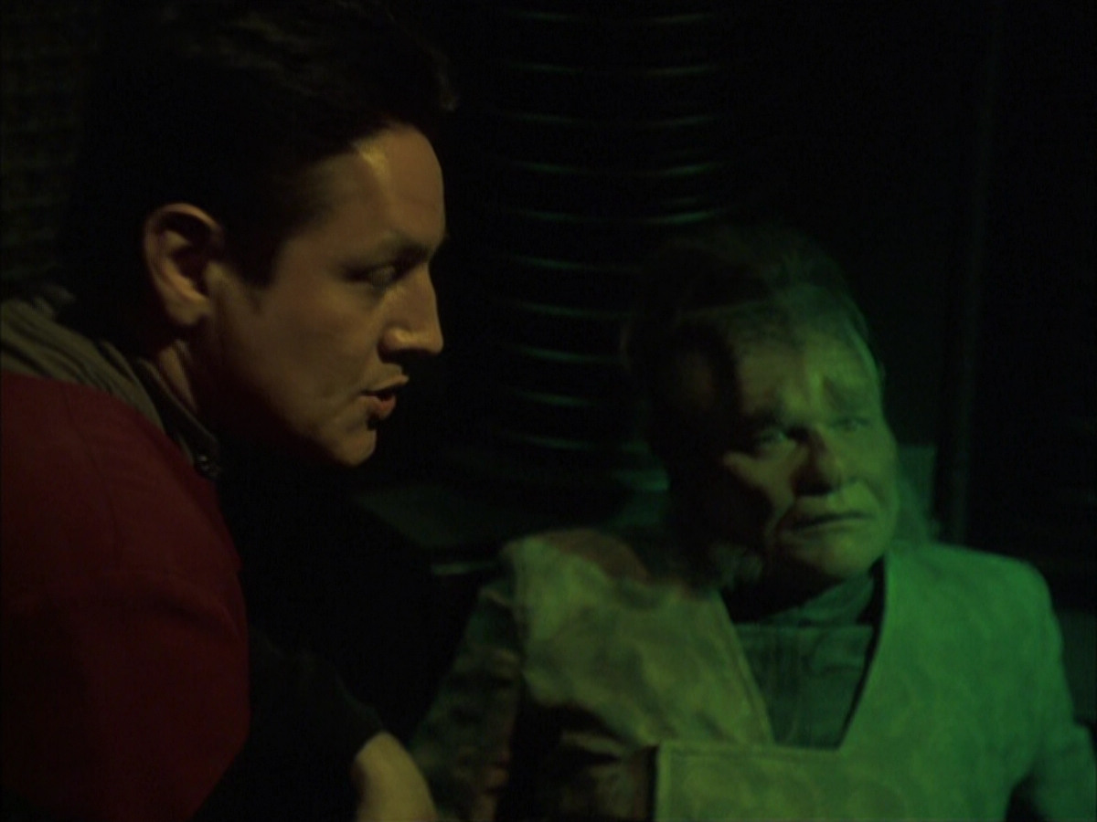 extant_StarTrek_VOY_6x16-Collective_00465.jpg