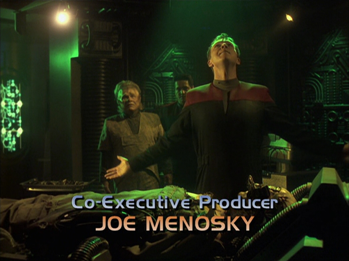 extant_StarTrek_VOY_6x16-Collective_00513.jpg