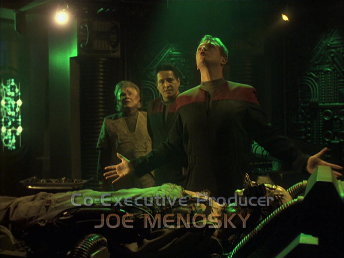 extant_StarTrek_VOY_6x16-Collective_00514.jpg
