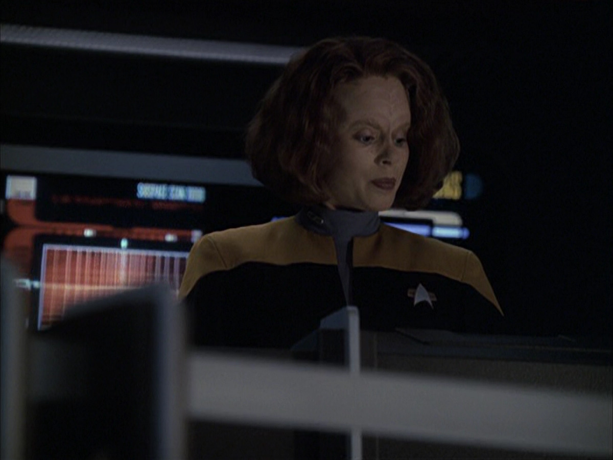 extant_StarTrek_VOY_6x16-Collective_00592.jpg