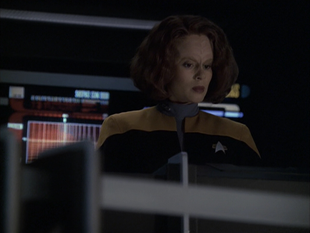 extant_StarTrek_VOY_6x16-Collective_00593.jpg