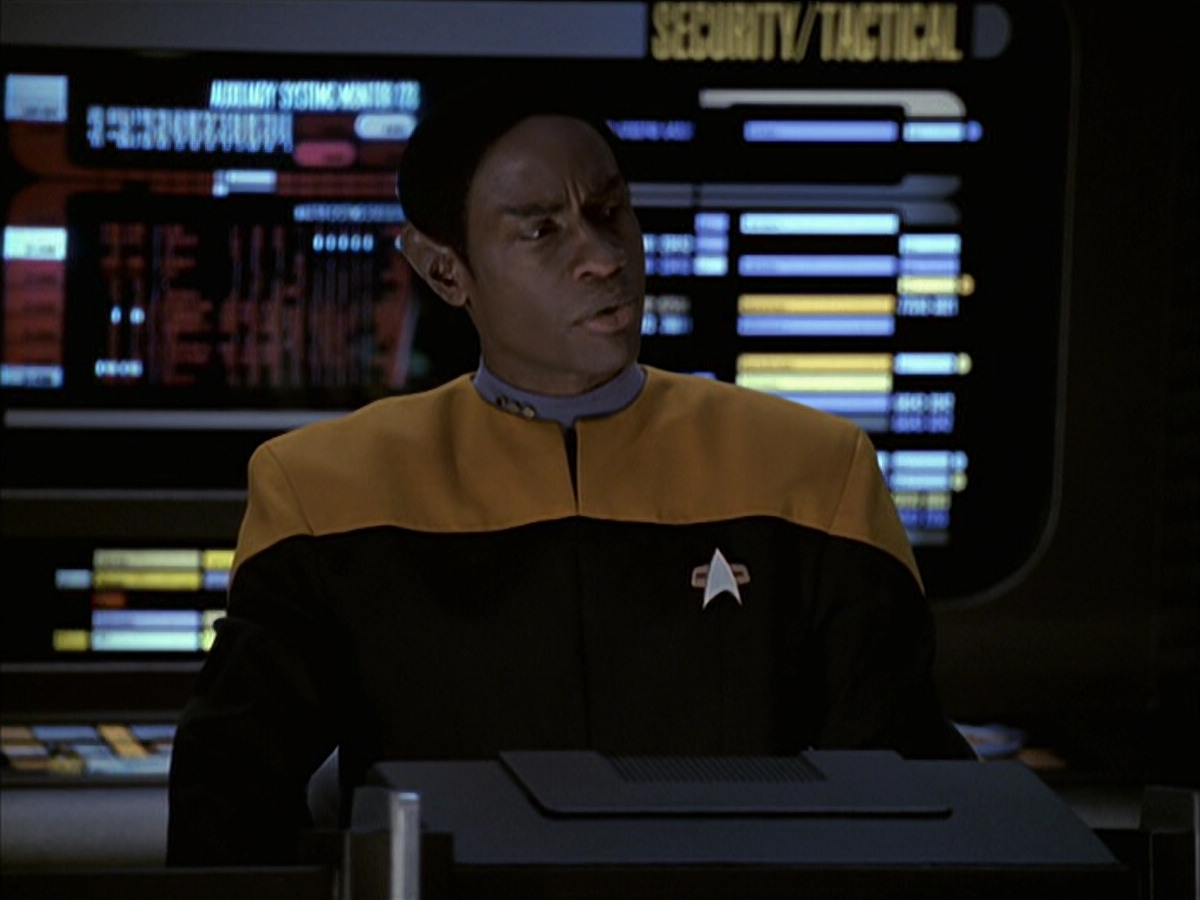 extant_StarTrek_VOY_6x16-Collective_00624.jpg