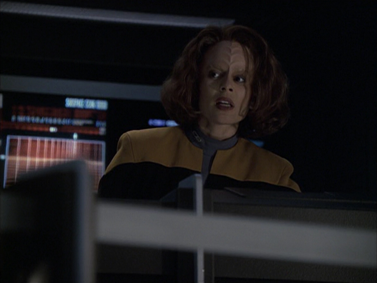 extant_StarTrek_VOY_6x16-Collective_00628.jpg