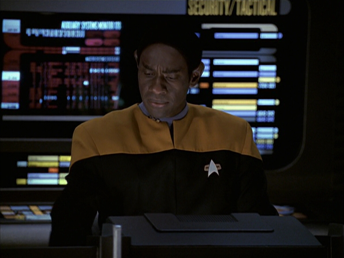 extant_StarTrek_VOY_6x16-Collective_00652.jpg
