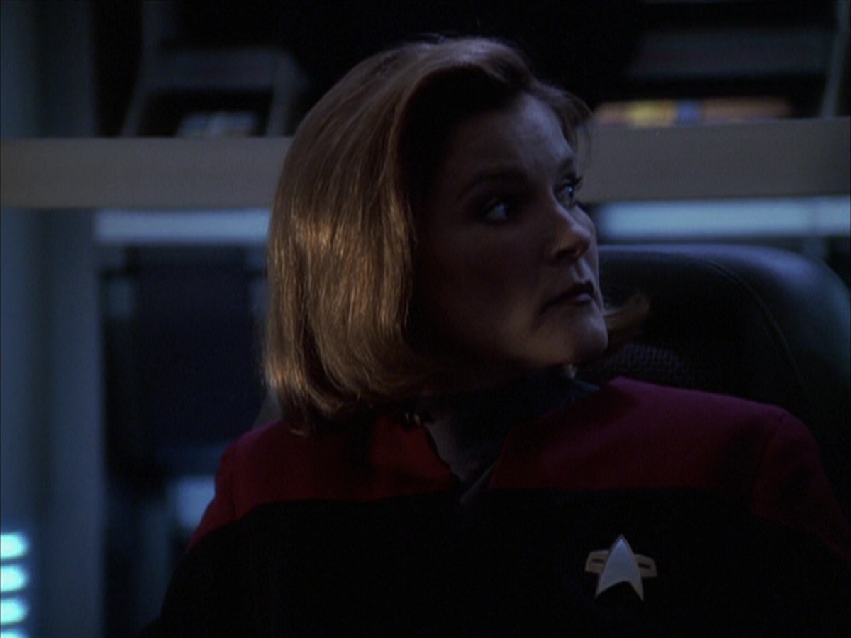 extant_StarTrek_VOY_6x16-Collective_00655.jpg