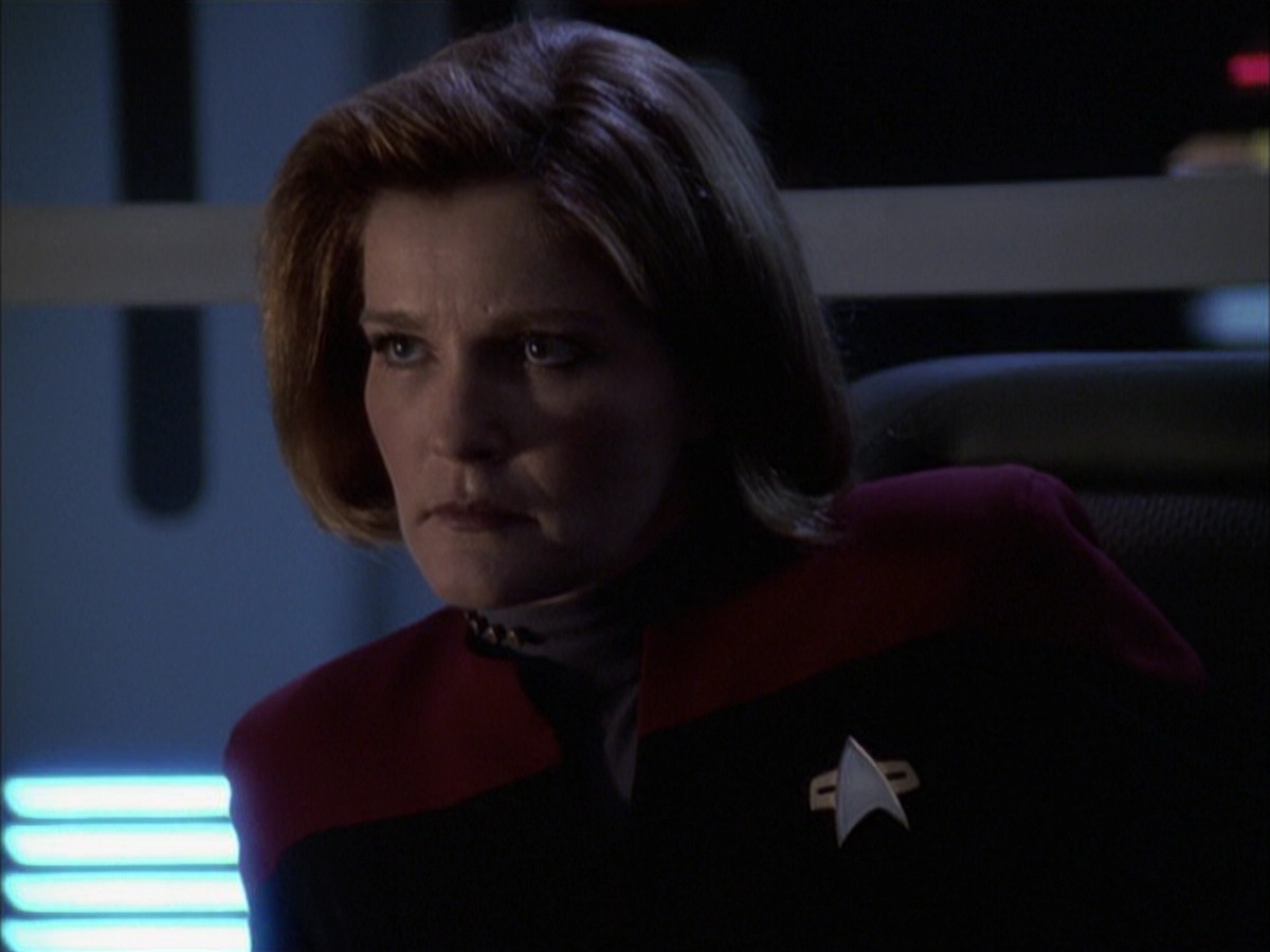 extant_StarTrek_VOY_6x16-Collective_00683.jpg