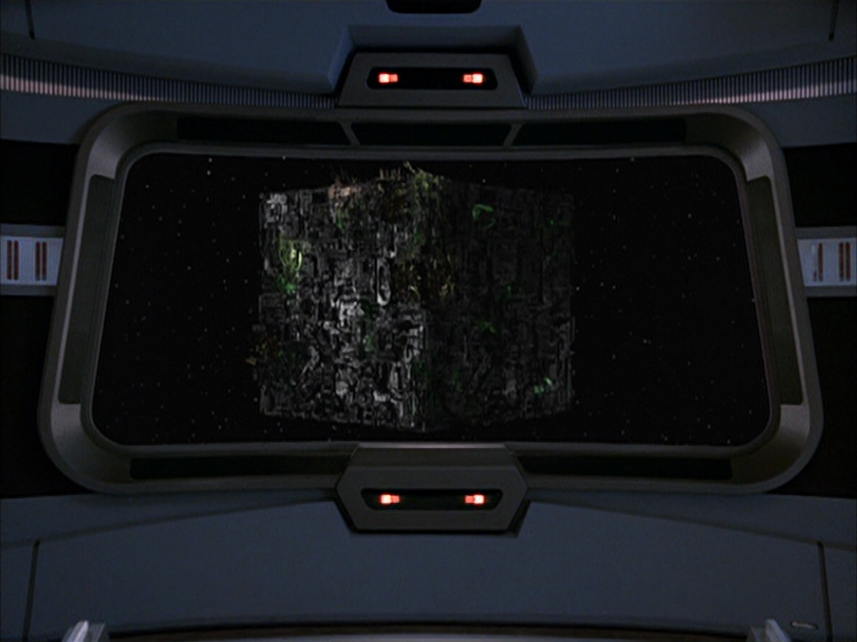 extant_StarTrek_VOY_6x16-Collective_00708.jpg