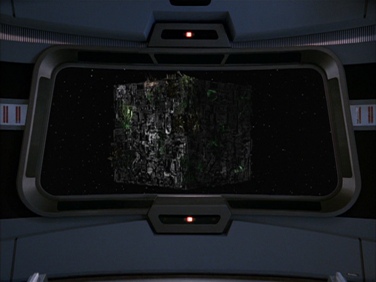 extant_StarTrek_VOY_6x16-Collective_00724.jpg