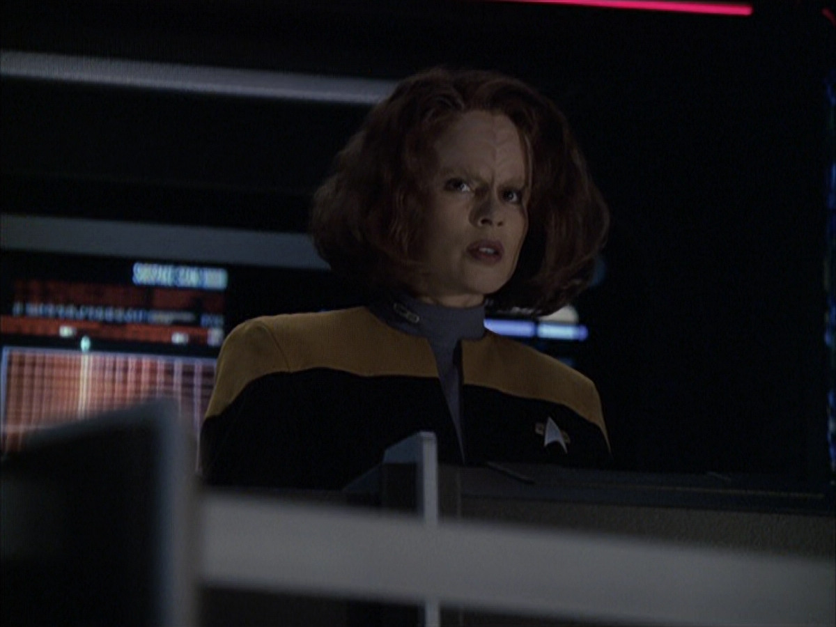 extant_StarTrek_VOY_6x16-Collective_00729.jpg