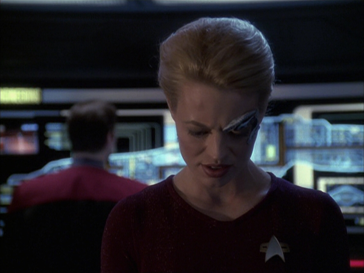 extant_StarTrek_VOY_6x16-Collective_00756.jpg