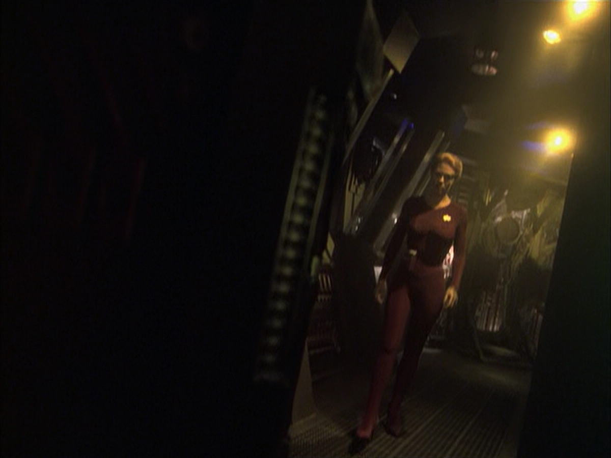 extant_StarTrek_VOY_6x16-Collective_00838.jpg