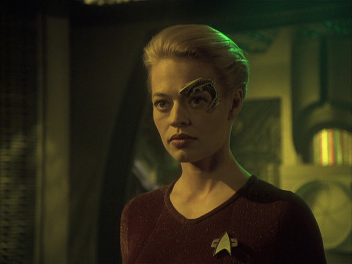 extant_StarTrek_VOY_6x16-Collective_00957.jpg