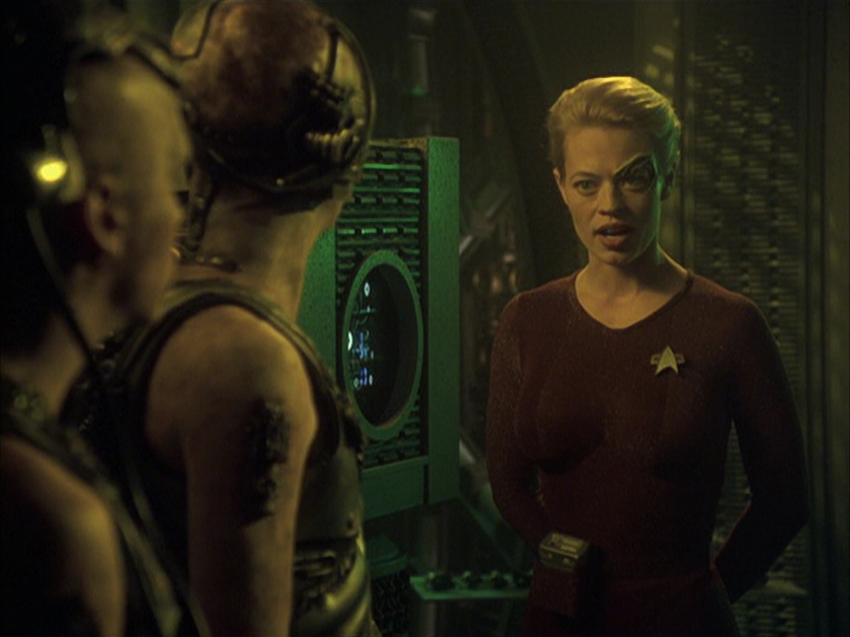extant_StarTrek_VOY_6x16-Collective_01043.jpg