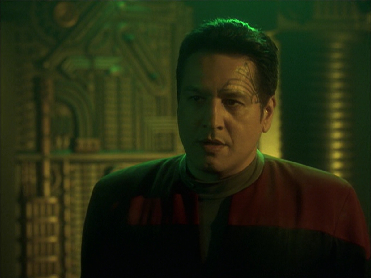 extant_StarTrek_VOY_6x16-Collective_01276.jpg