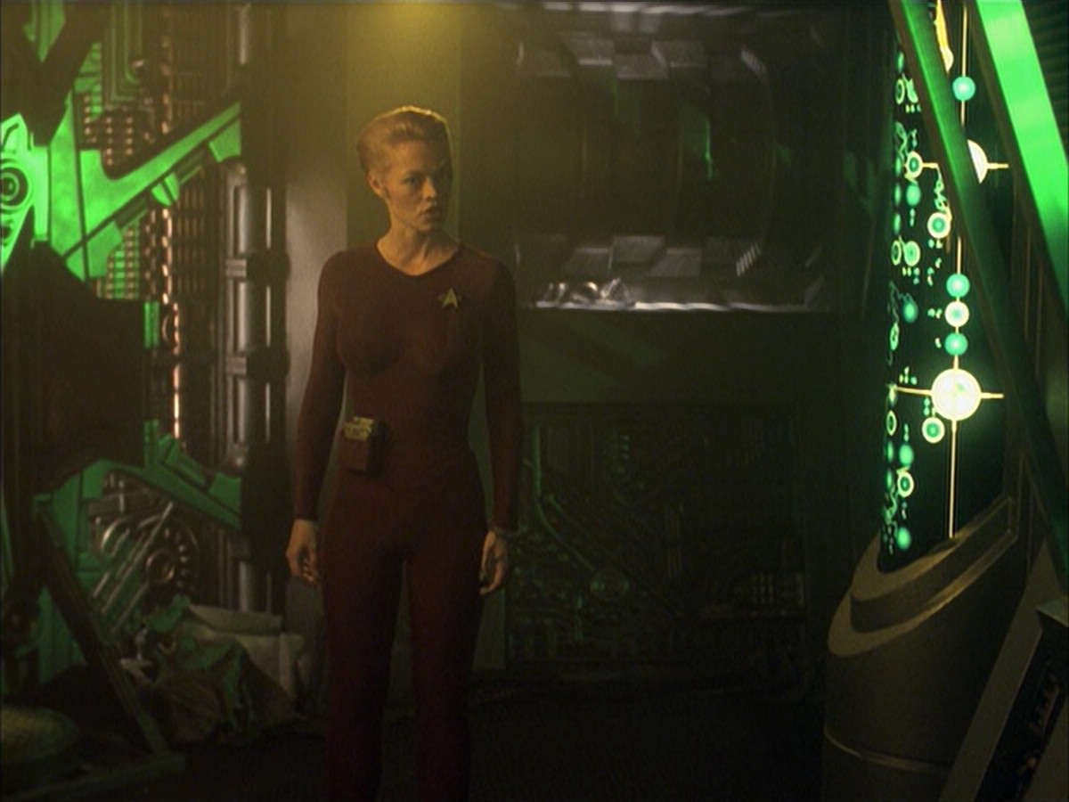 extant_StarTrek_VOY_6x16-Collective_01293.jpg