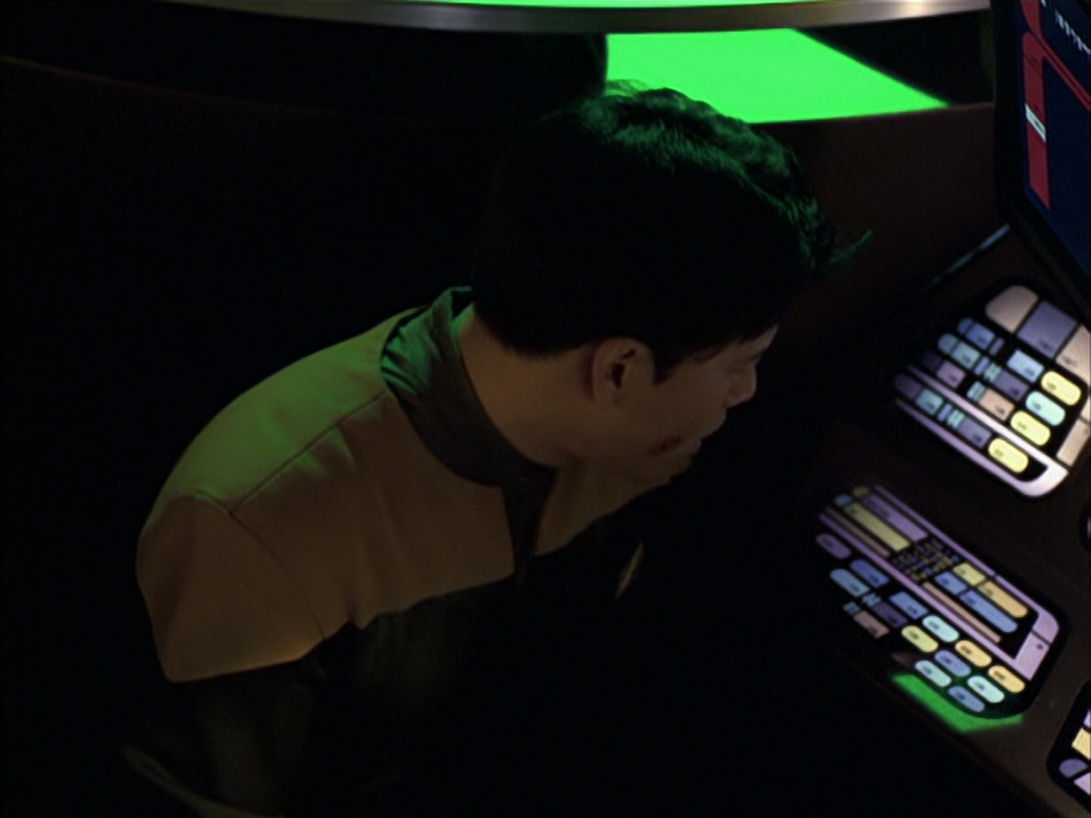 extant_StarTrek_VOY_6x16-Collective_01547.jpg