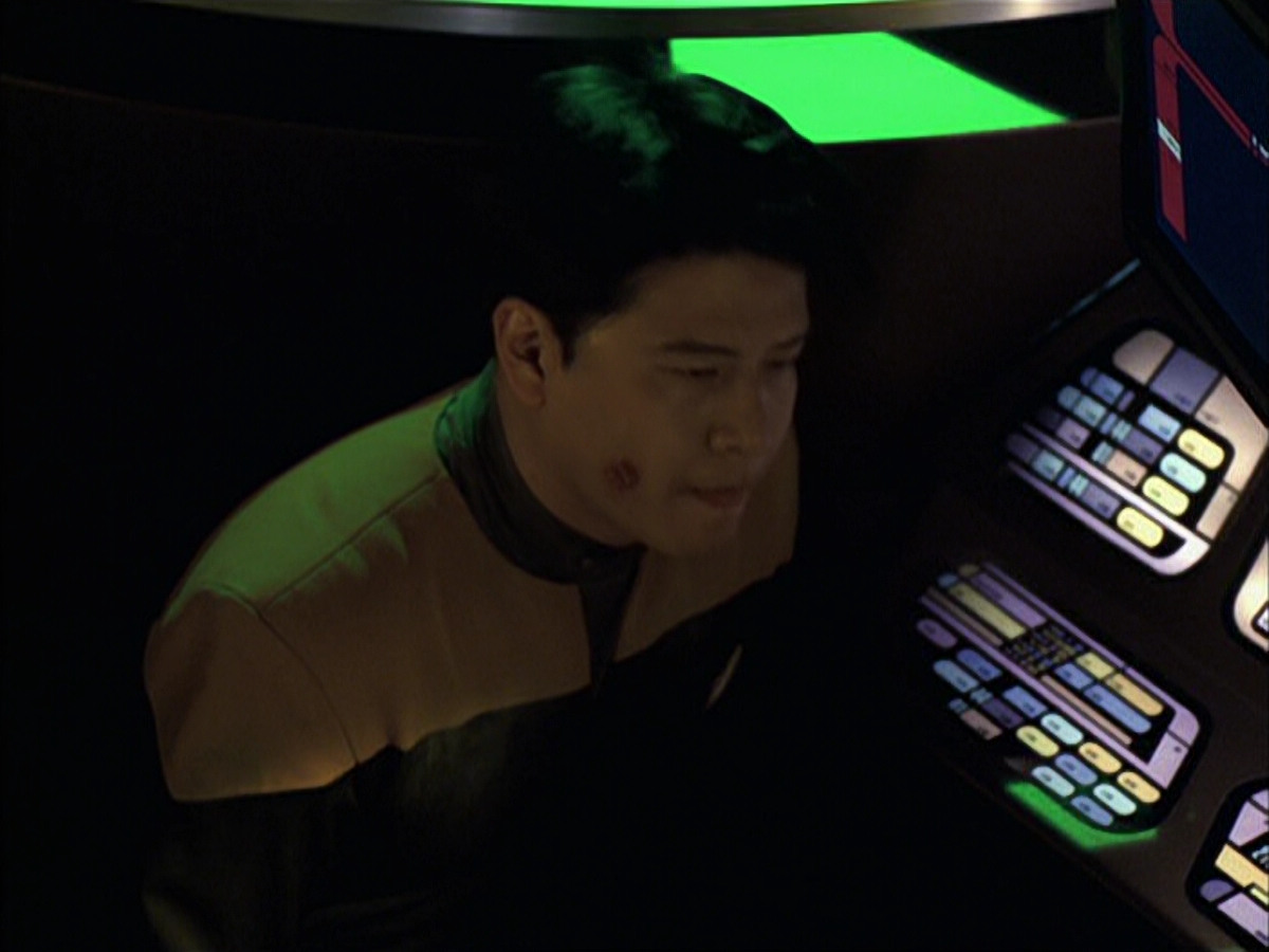 extant_StarTrek_VOY_6x16-Collective_01550.jpg