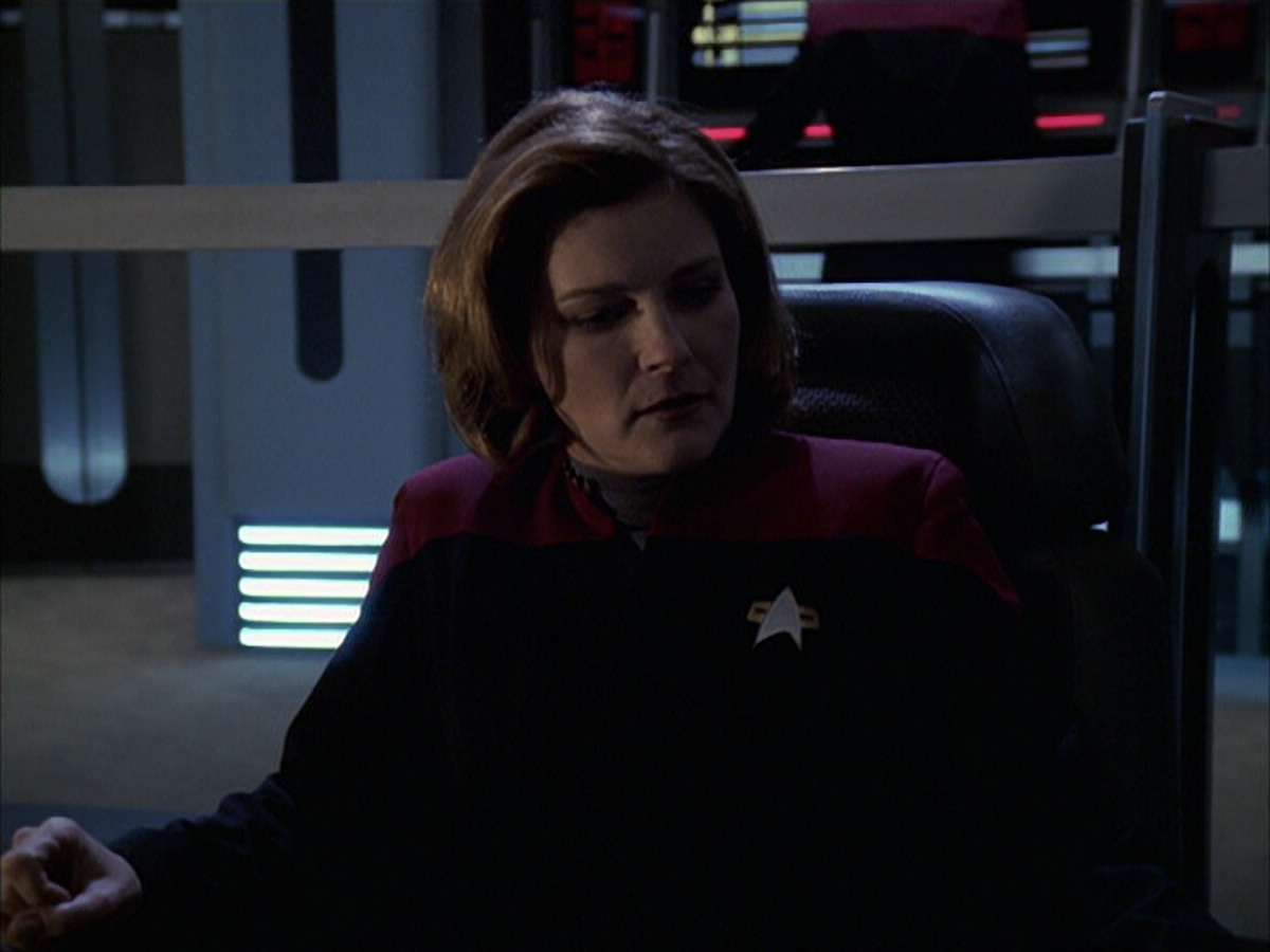 extant_StarTrek_VOY_6x16-Collective_01832.jpg