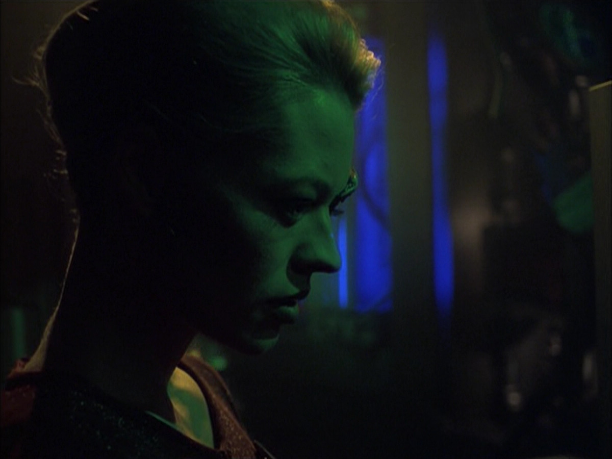 extant_StarTrek_VOY_6x16-Collective_01878.jpg