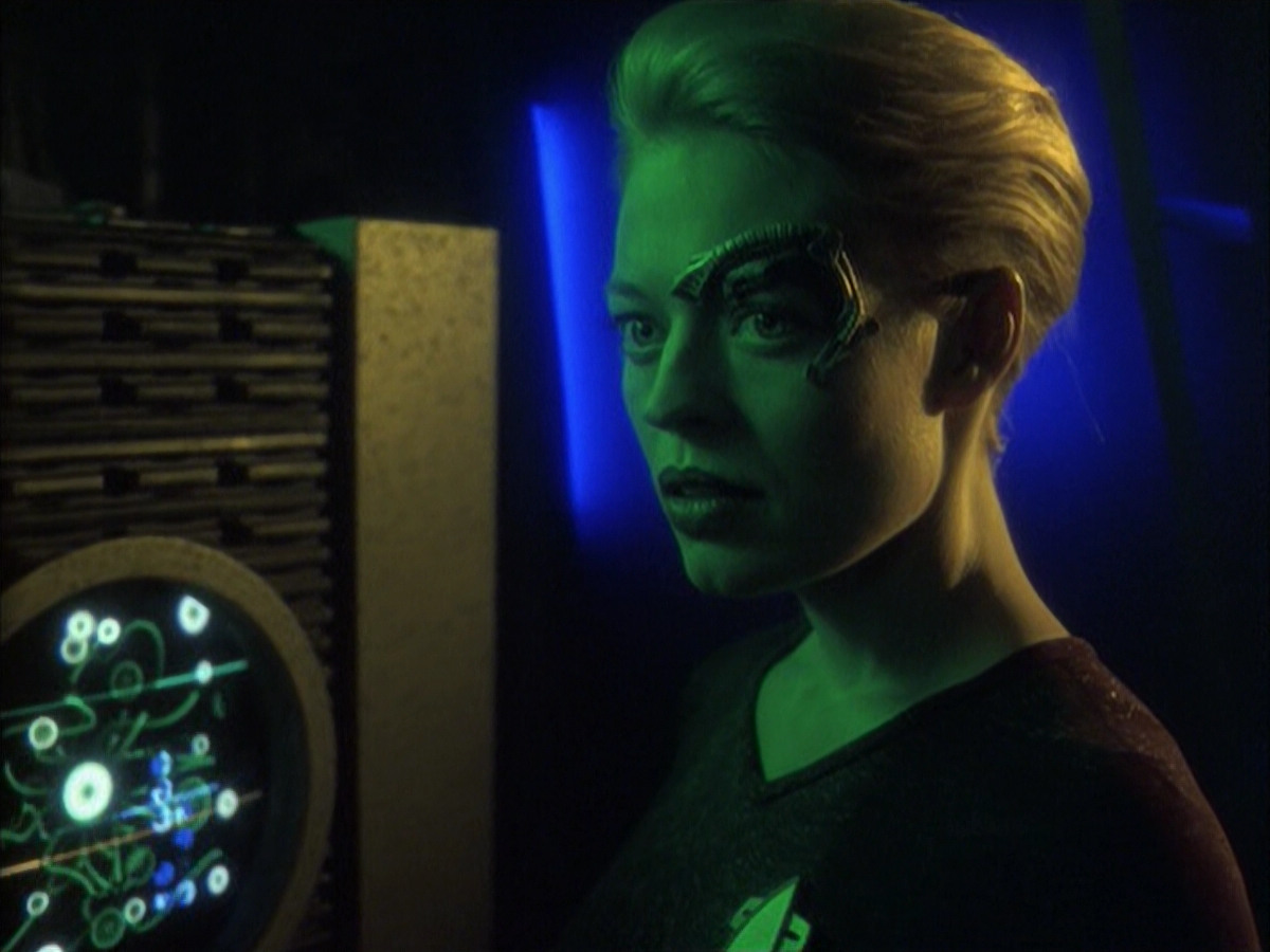 extant_StarTrek_VOY_6x16-Collective_02057.jpg