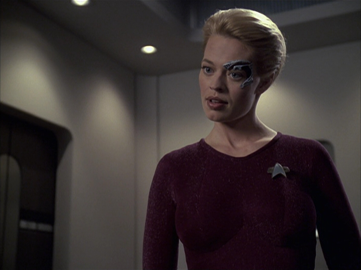 extant_StarTrek_VOY_6x16-Collective_02075.jpg