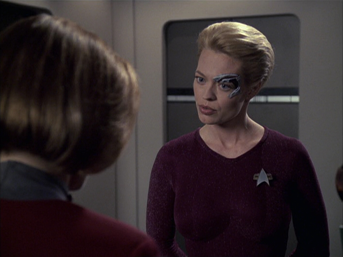 extant_StarTrek_VOY_6x16-Collective_02133.jpg