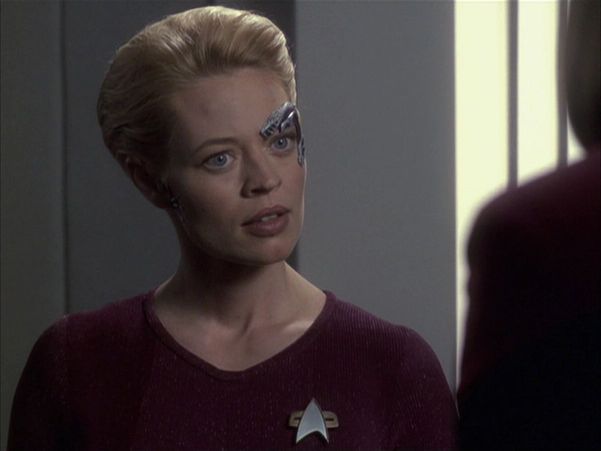 extant_StarTrek_VOY_6x16-Collective_02187.jpg