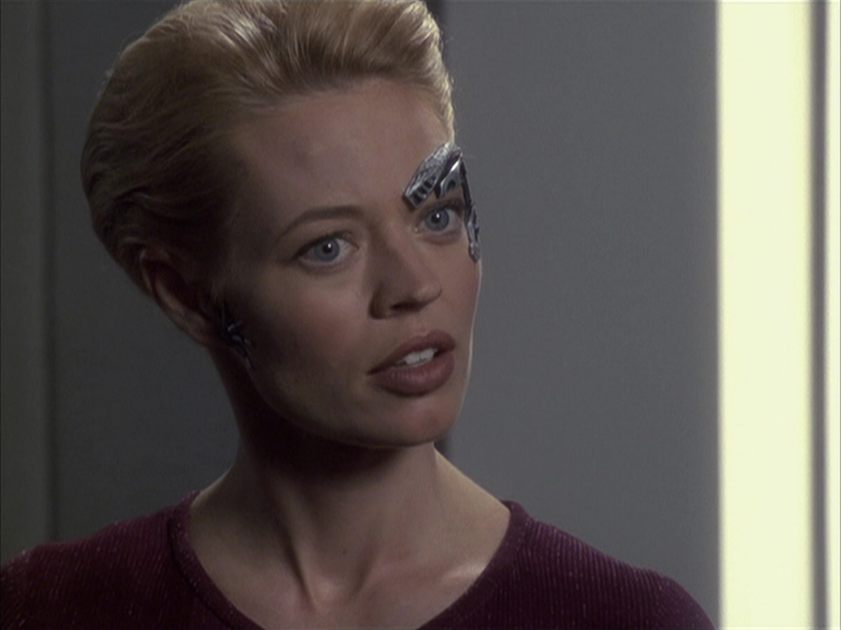 extant_StarTrek_VOY_6x16-Collective_02205.jpg