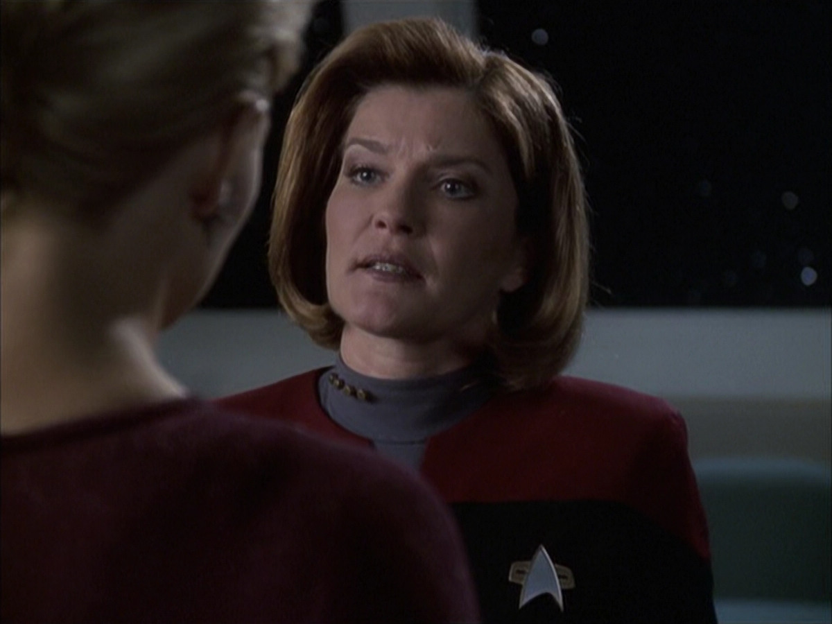 extant_StarTrek_VOY_6x16-Collective_02242.jpg