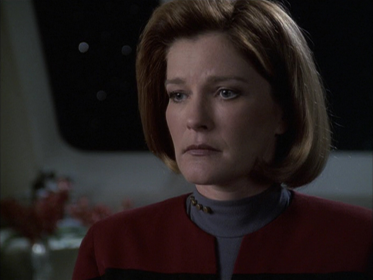 extant_StarTrek_VOY_6x16-Collective_02289.jpg