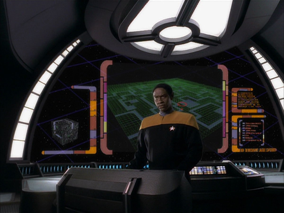 extant_StarTrek_VOY_6x16-Collective_02298.jpg