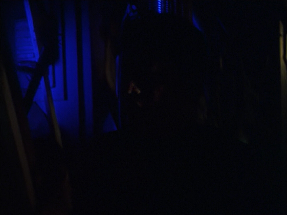 extant_StarTrek_VOY_6x16-Collective_02325.jpg