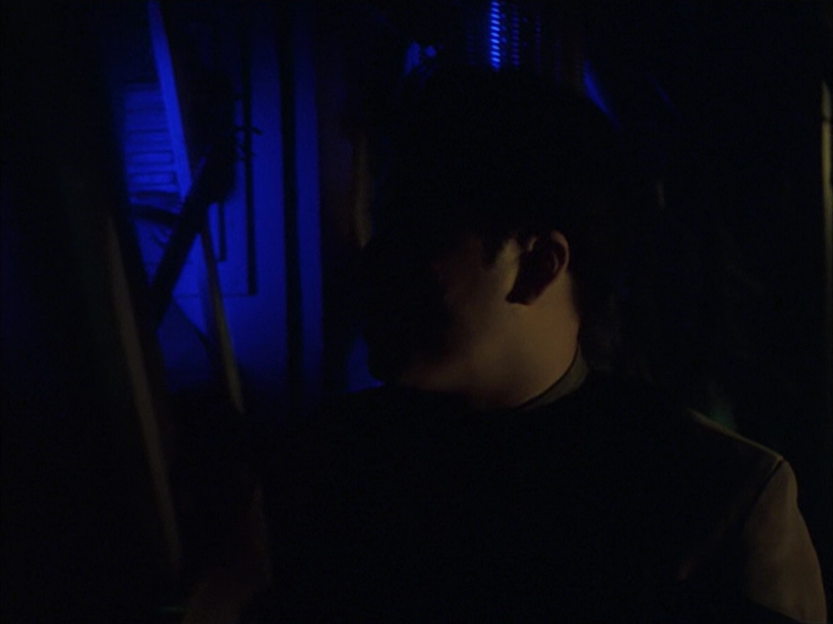 extant_StarTrek_VOY_6x16-Collective_02326.jpg