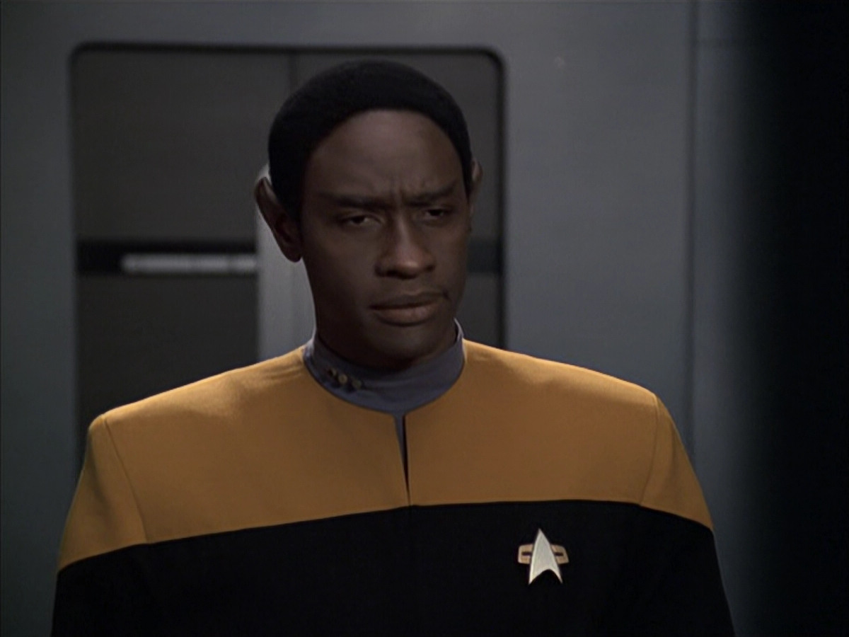 extant_StarTrek_VOY_6x16-Collective_02340.jpg