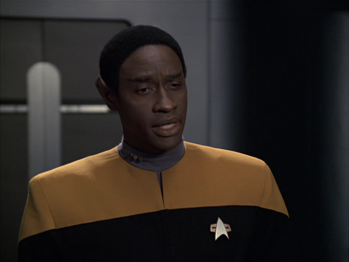 extant_StarTrek_VOY_6x16-Collective_02341.jpg
