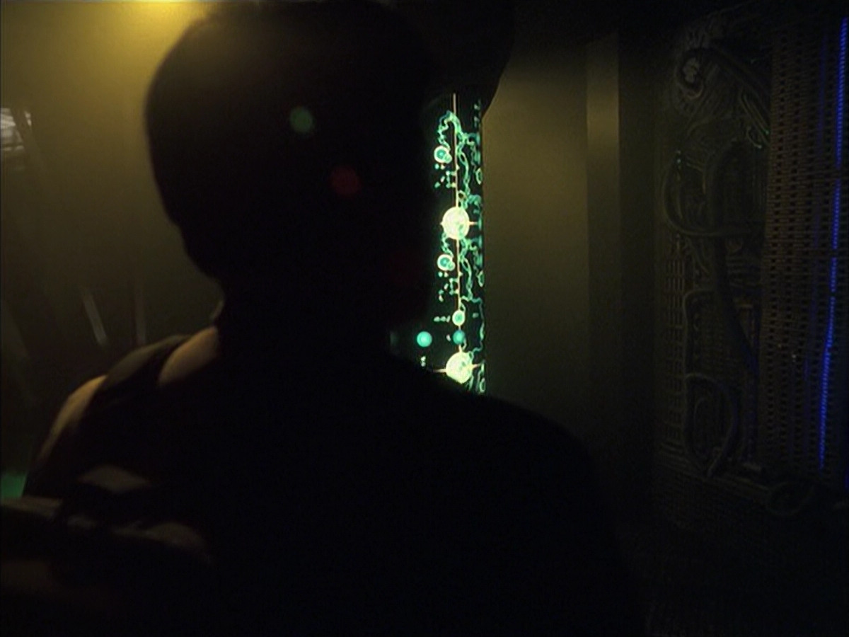 extant_StarTrek_VOY_6x16-Collective_02349.jpg