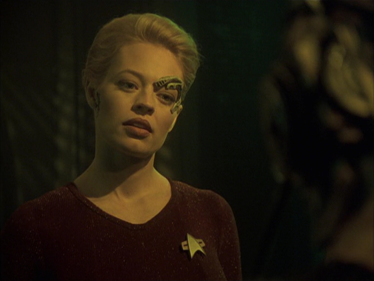 extant_StarTrek_VOY_6x16-Collective_02378.jpg
