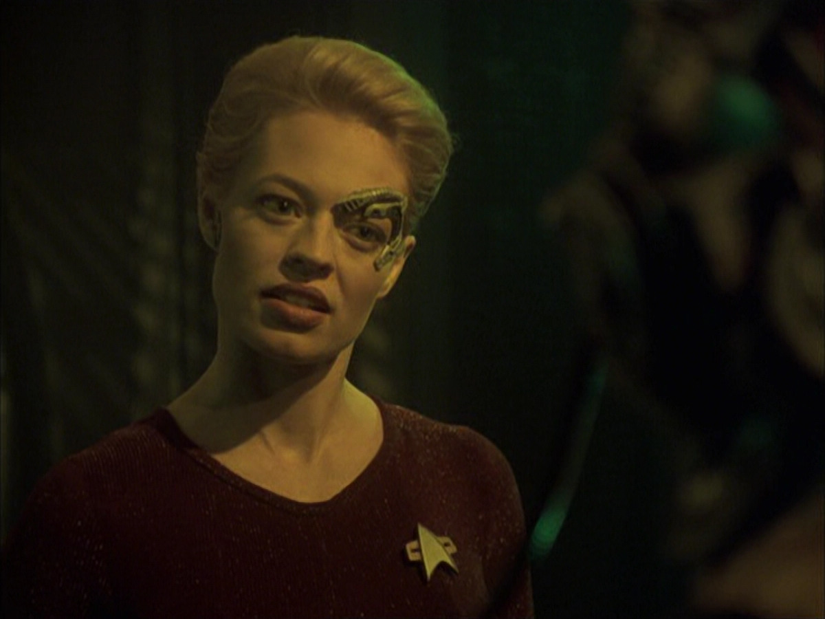extant_StarTrek_VOY_6x16-Collective_02384.jpg