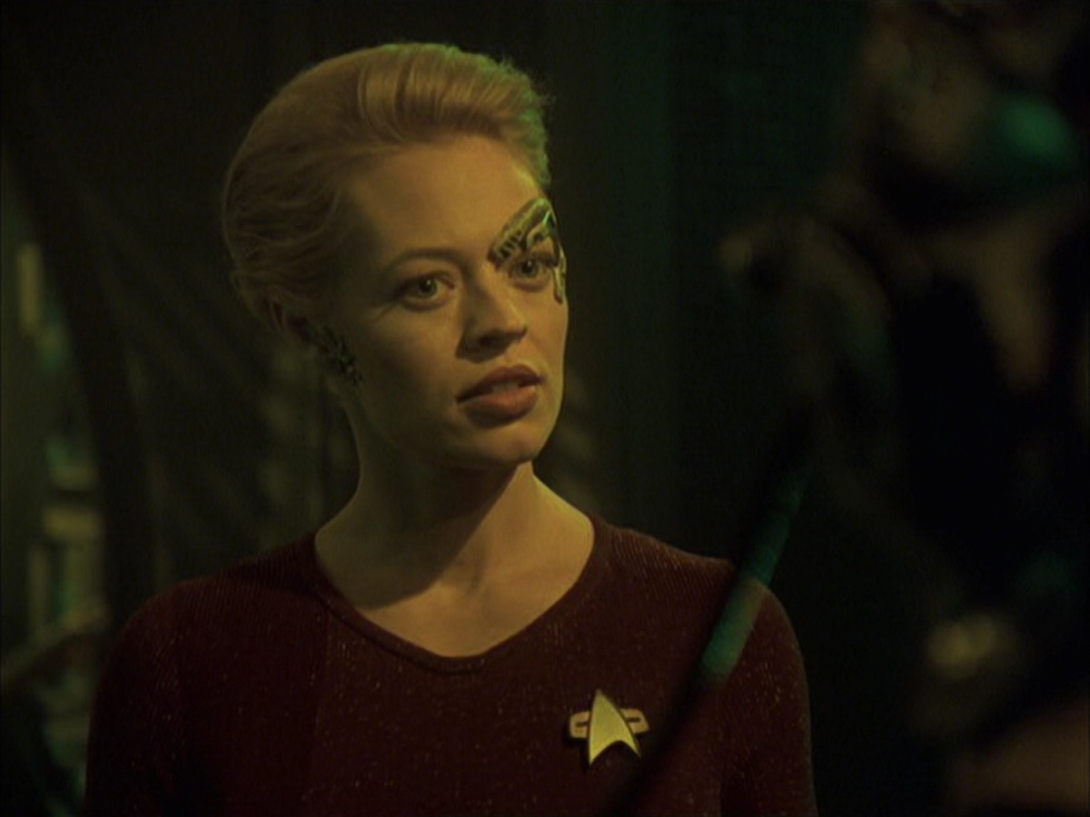 extant_StarTrek_VOY_6x16-Collective_02409.jpg