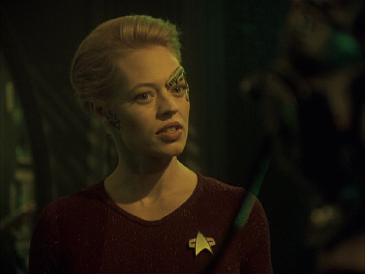 extant_StarTrek_VOY_6x16-Collective_02410.jpg