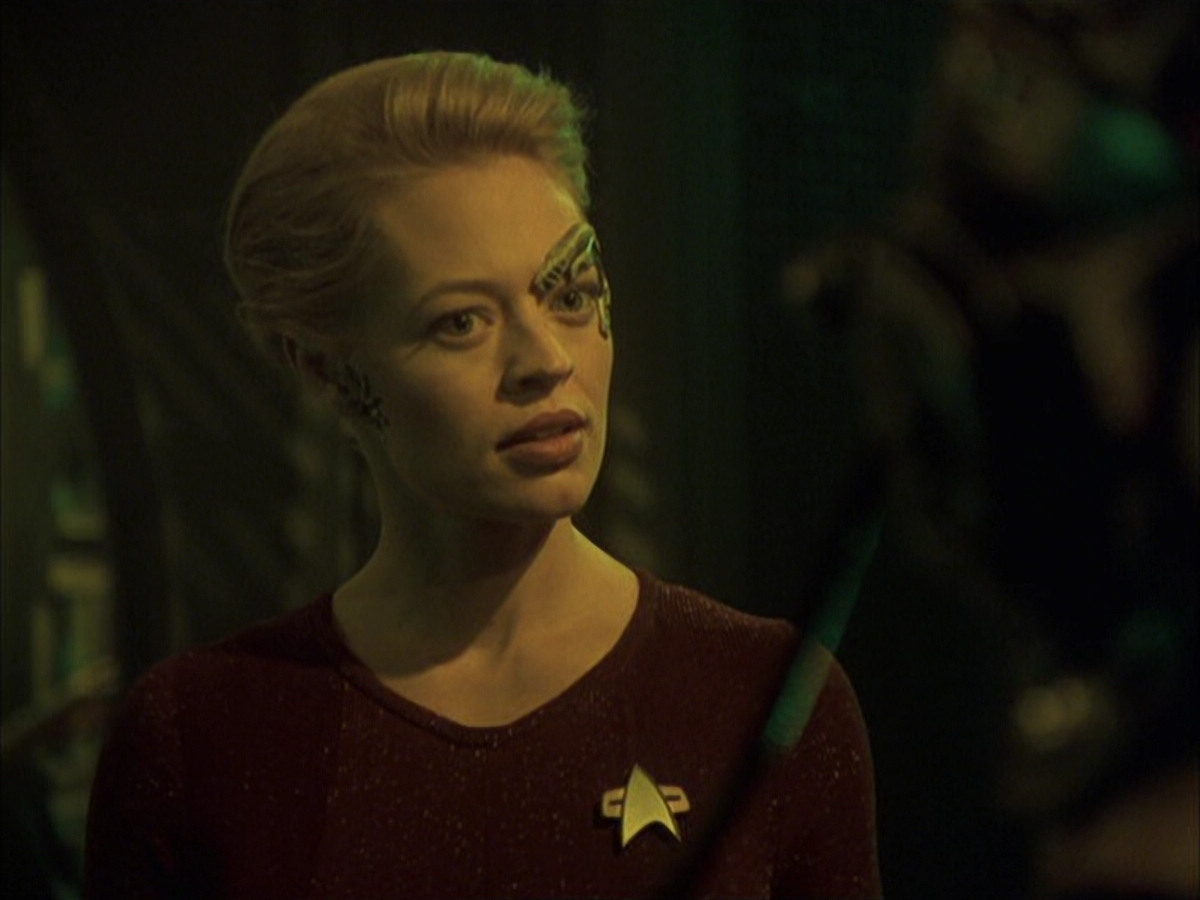 extant_StarTrek_VOY_6x16-Collective_02412.jpg
