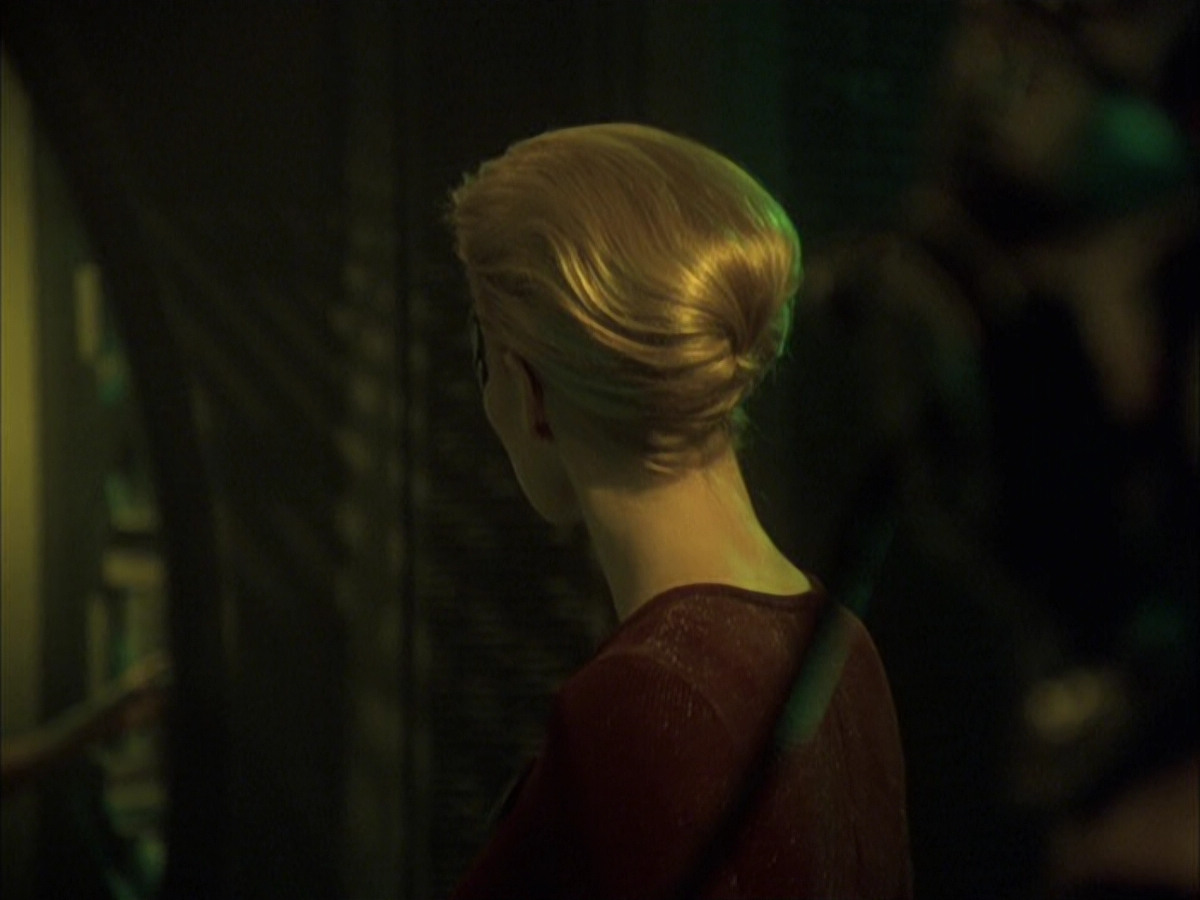 extant_StarTrek_VOY_6x16-Collective_02416.jpg