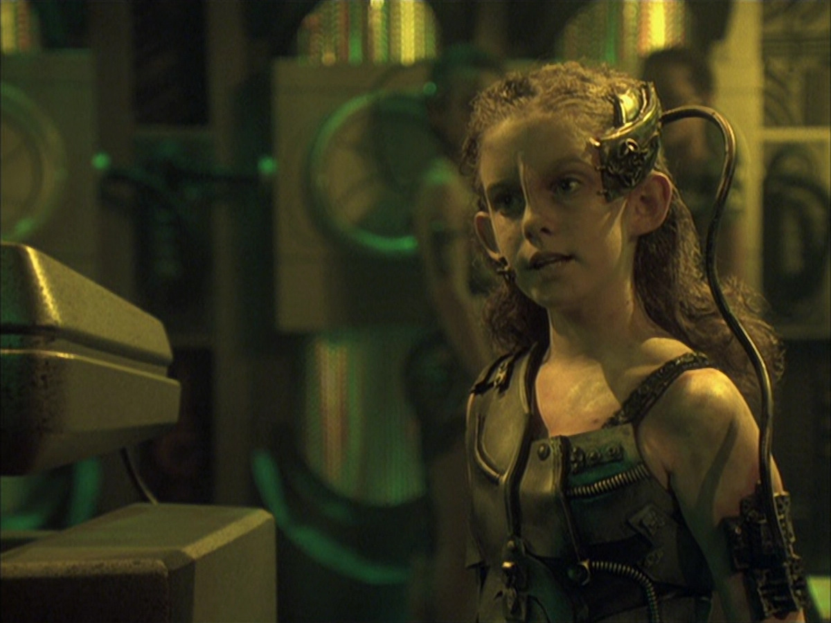 extant_StarTrek_VOY_6x16-Collective_02474.jpg
