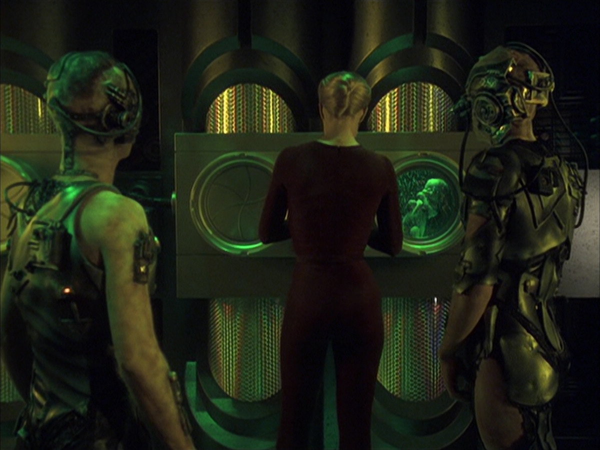 extant_StarTrek_VOY_6x16-Collective_02488.jpg