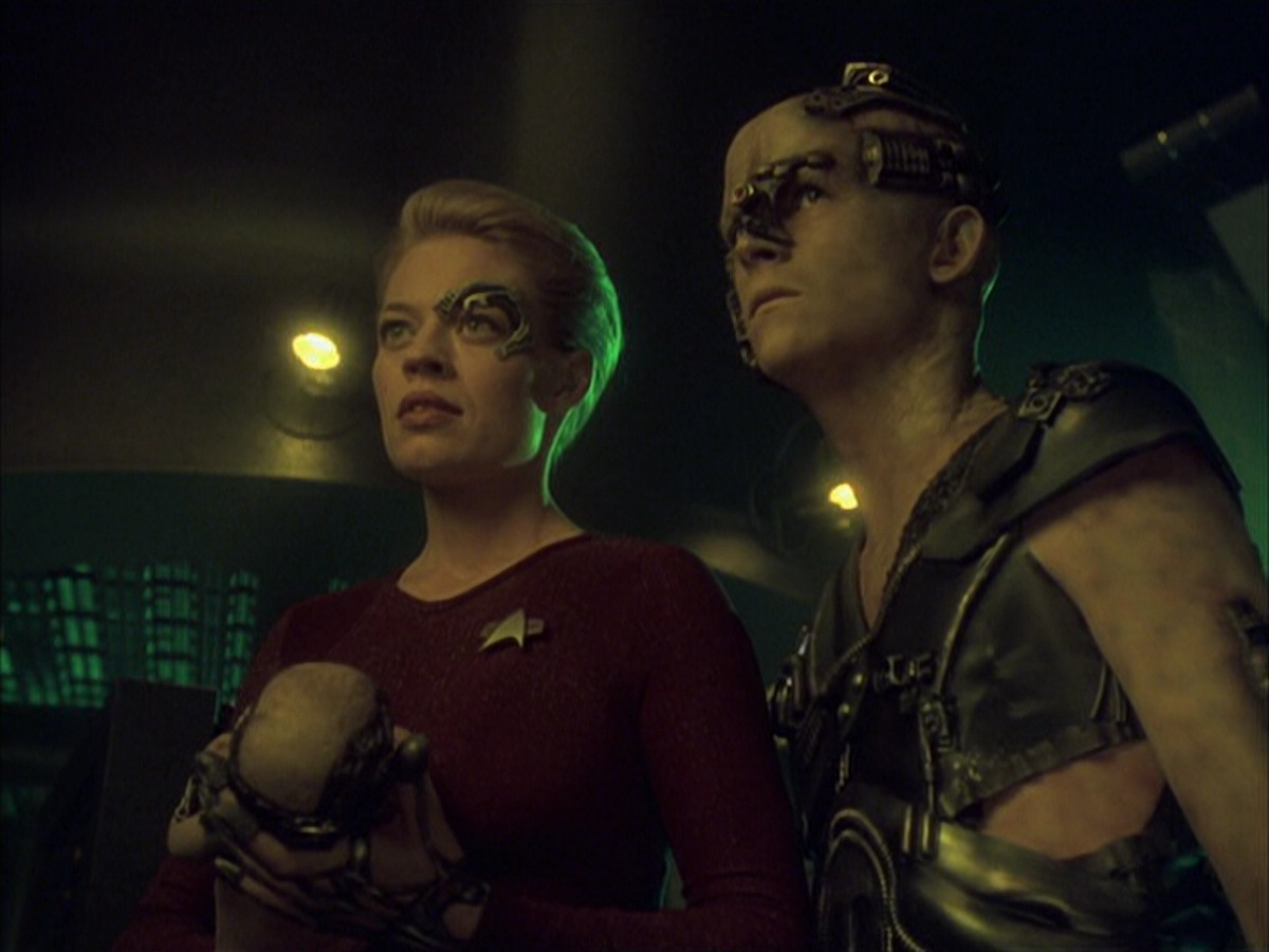 extant_StarTrek_VOY_6x16-Collective_02574.jpg