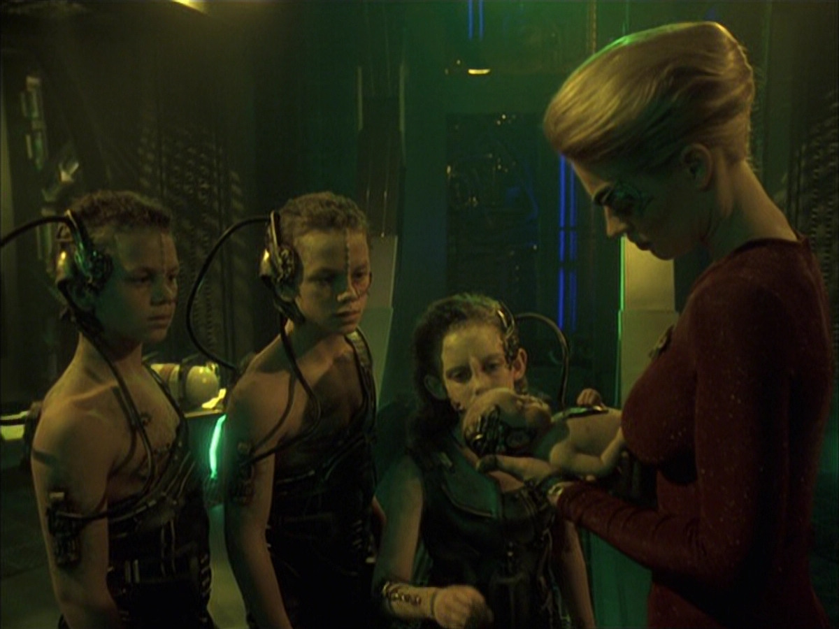 extant_StarTrek_VOY_6x16-Collective_02585.jpg
