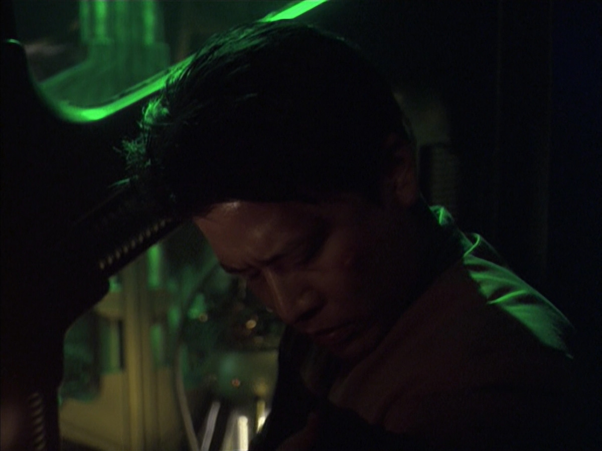 extant_StarTrek_VOY_6x16-Collective_02627.jpg